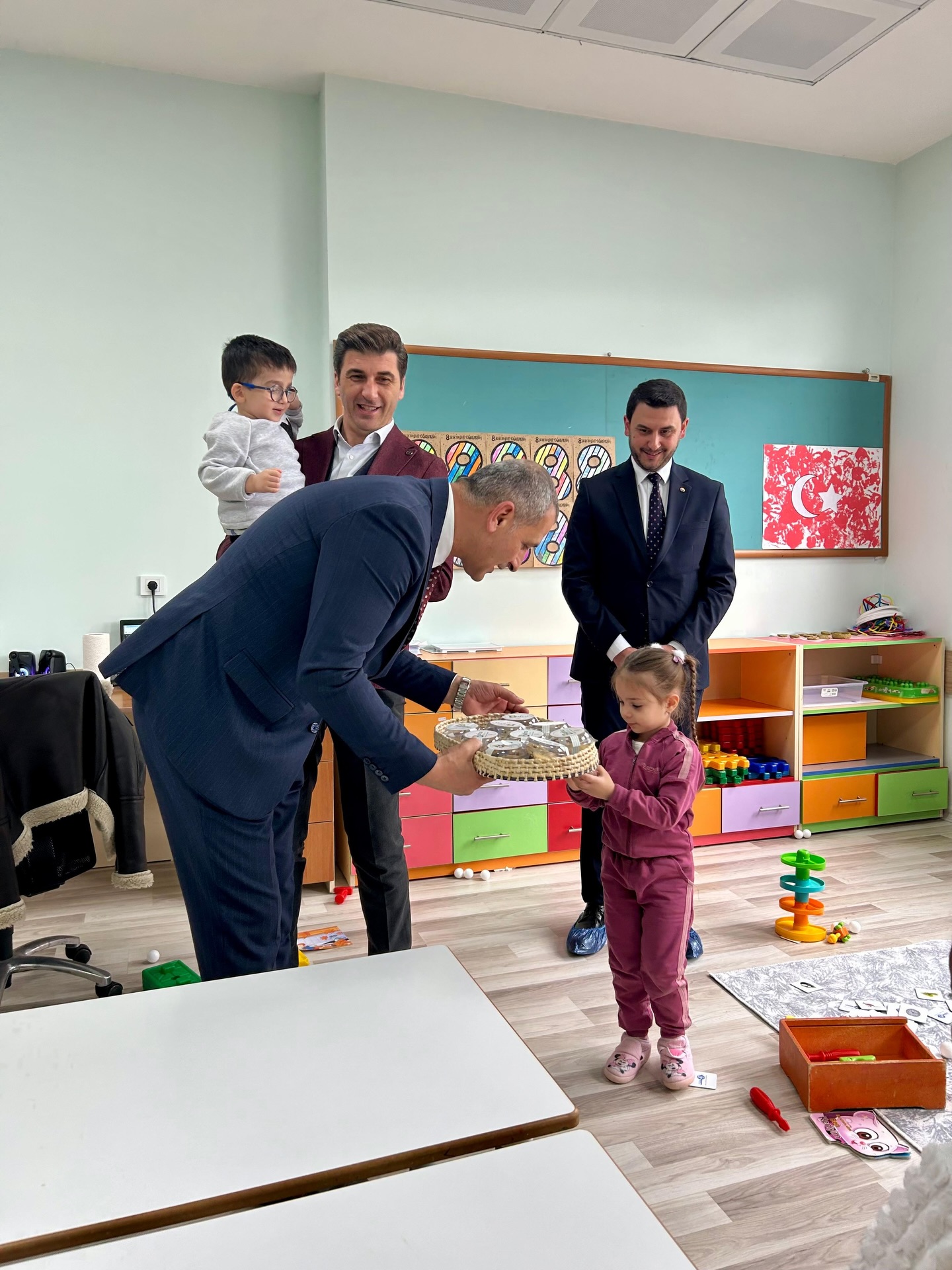 Minik Kalplere Sağlıklı Dokunuş